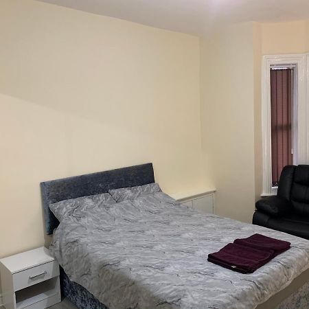 50 Mayford Road Ξενοδοχείο Μάντσεστερ Εξωτερικό φωτογραφία